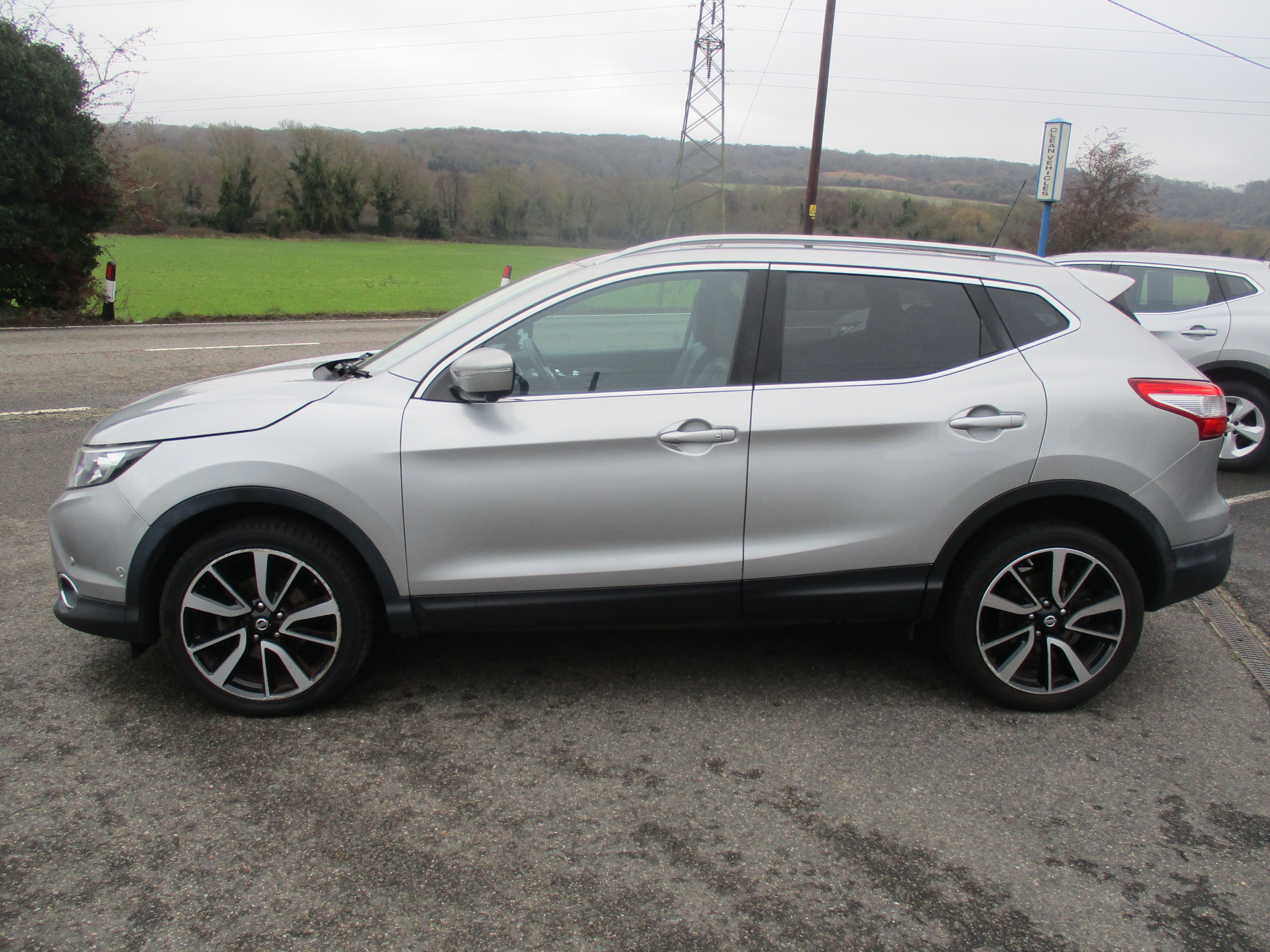 NISSAN QASHQAI 1.5 DCI TEKNA (TURBO DIESEL) 2014